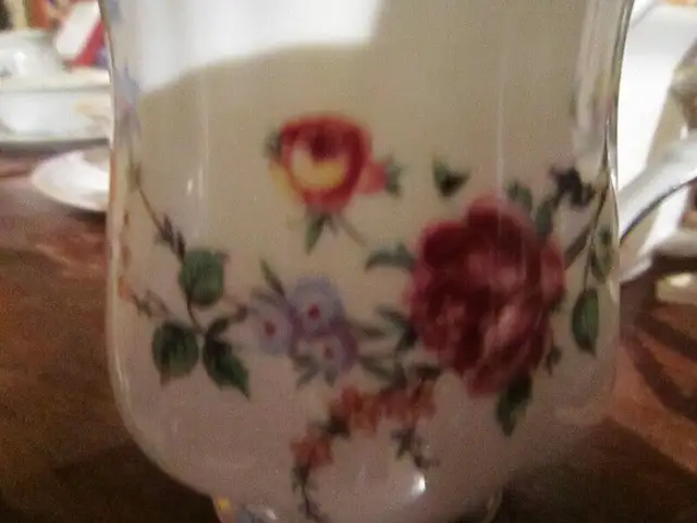 Tea Set for 6, Chodziez-Poland in Arts & Collectibles in Edmundston - Image 3