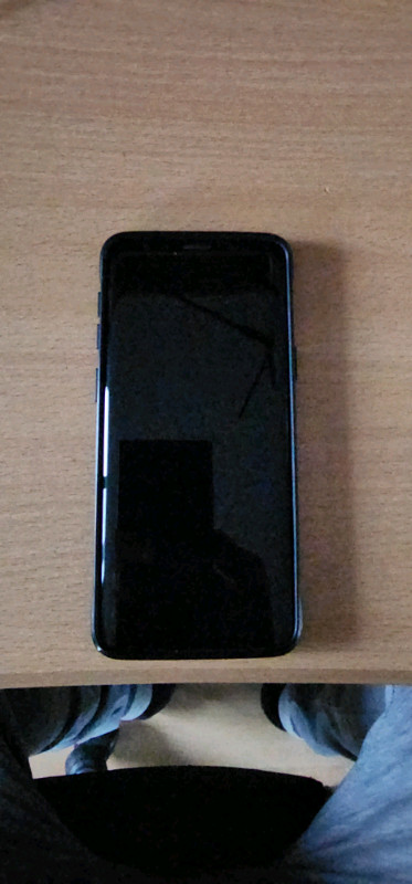 Cellulaire Samsung S9 comme neuf avec Case  dans Téléphones cellulaires  à Saint-Hyacinthe - Image 4