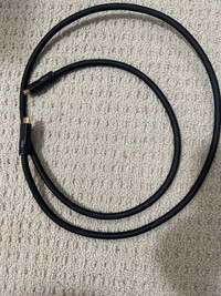 5 foot HDMI cable