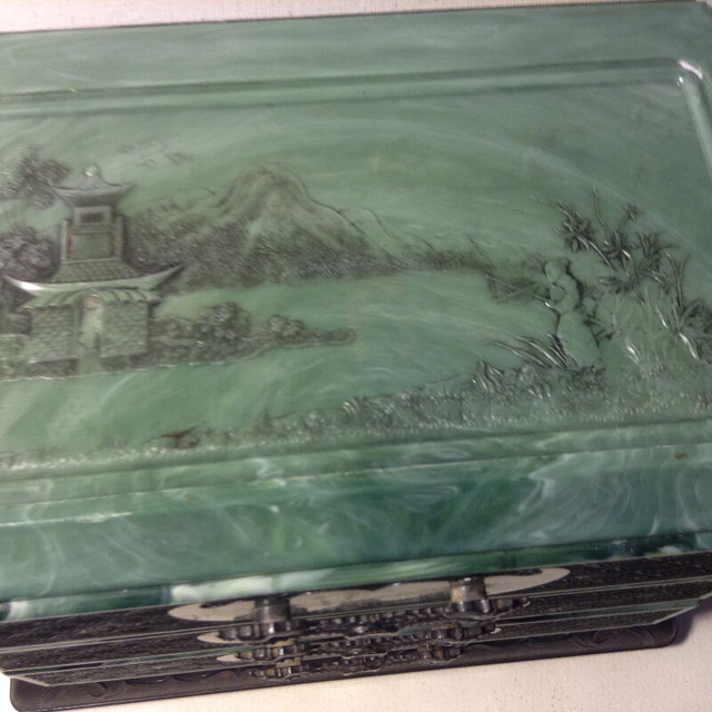 Antique Chinese Bakelite Celluloid Jewelry box in Arts & Collectibles in Vancouver - Image 3