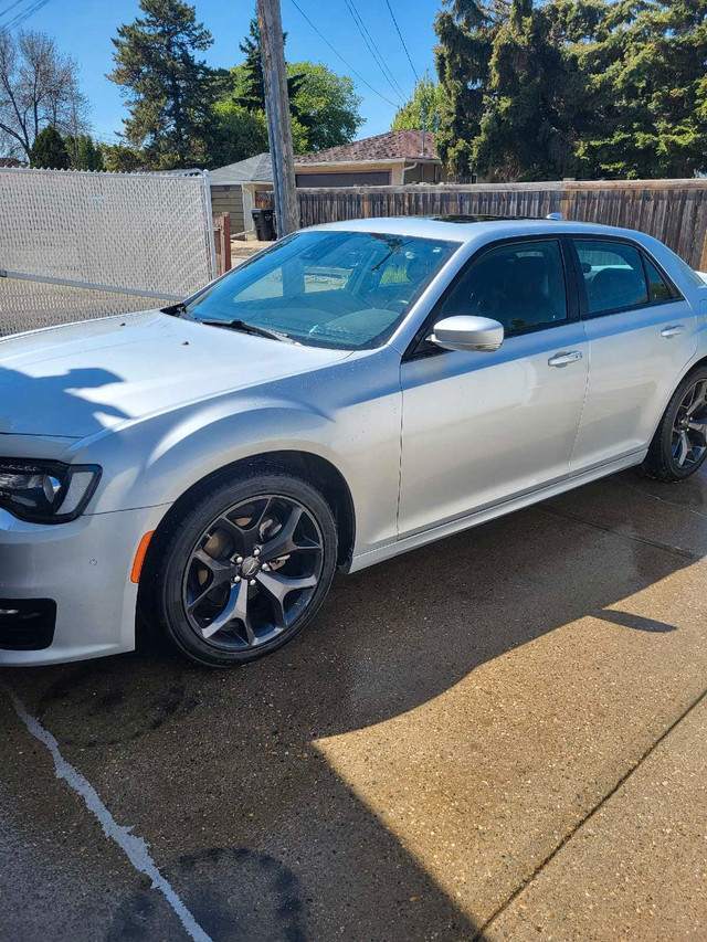2022 Chrysler 300 S in Cars & Trucks in Edmonton - Image 3