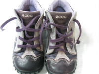 chaussures fille Ecco taille 25 enfant