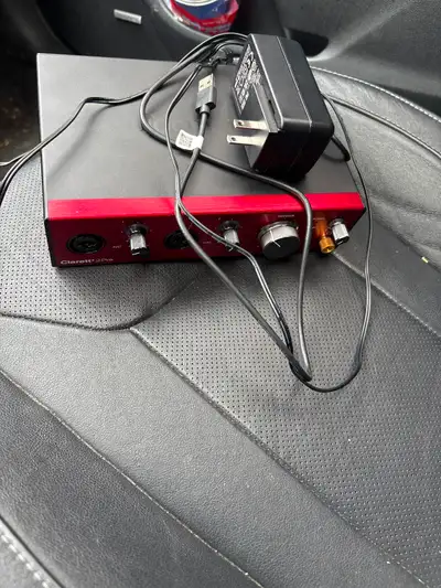 Foucsrite audio interface clarett 2+pre, View more