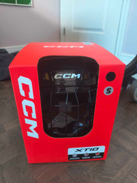 Brand new/Never used Hockey Helmet CCM