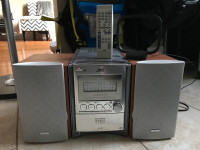 JVC 5 Disc CD Player and Radio