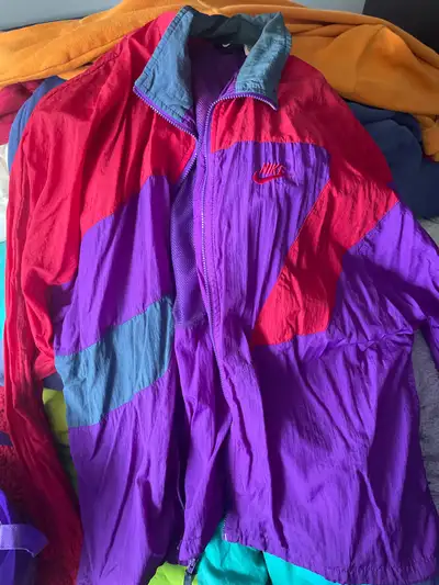 Perfect condition vintage Nike Windbreaker, light and breathable. Size XL Price is negotiable