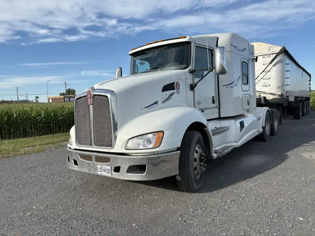 Kenworth Camion in Heavy Trucks in Longueuil / South Shore - Image 3