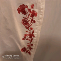 Women's Style & Co white cotton pants w/red embroidered flowers