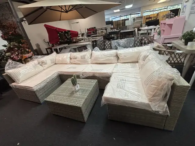 7 PC Outdoor Patio Set On sale in Patio & Garden Furniture in Markham / York Region - Image 2
