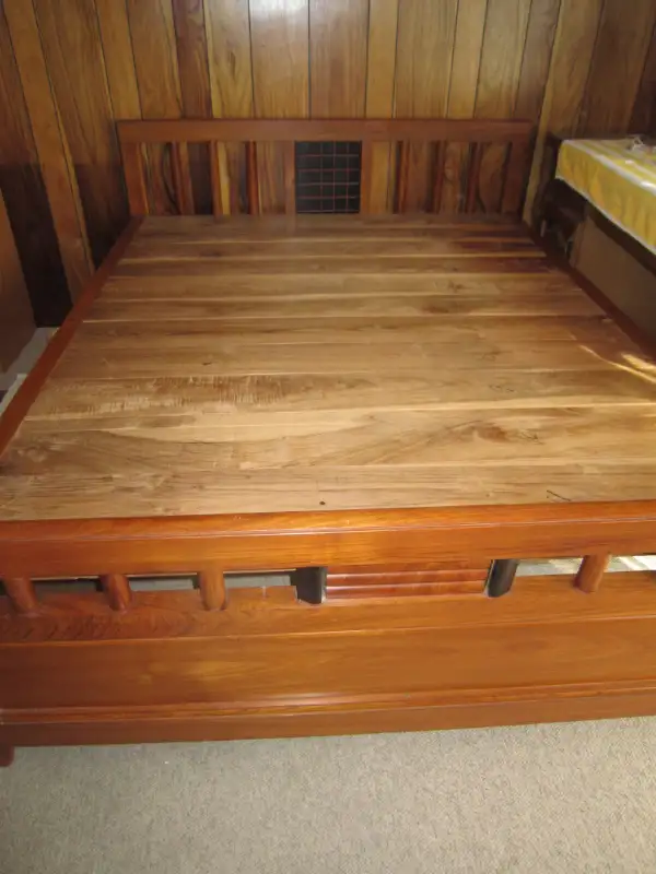 Teak Bed in Beds & Mattresses in City of Toronto - Image 3