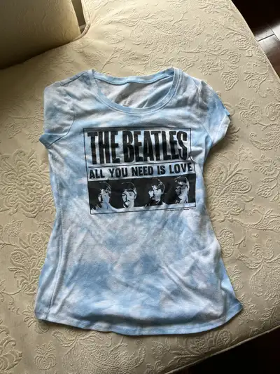 Kids Beatles TShirt - Size 12, View more