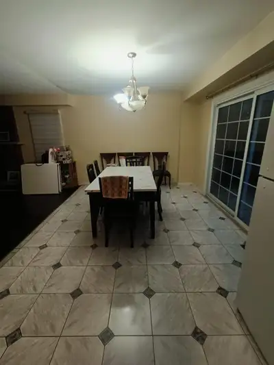 Girls’ Accommodation Available – Eglinton Ave & Creditview Rd, Mississauga A room is available in a...