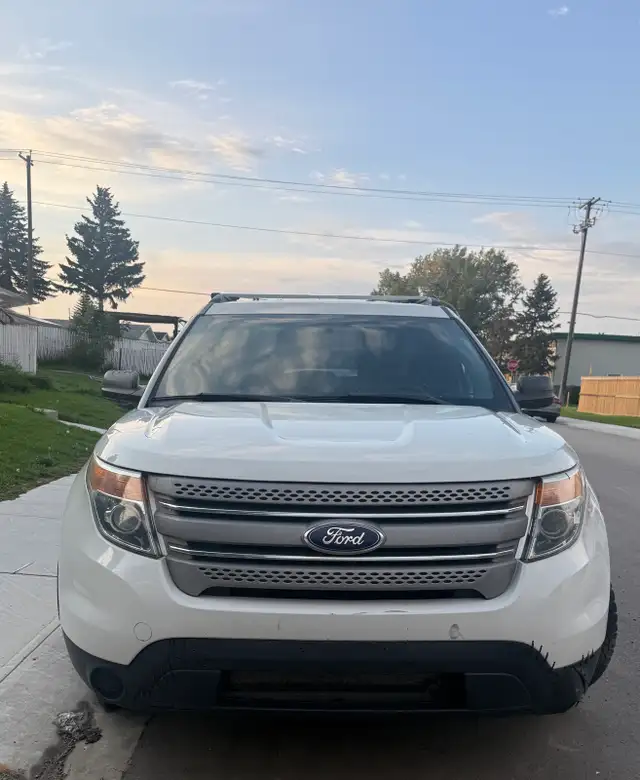 Ford Explorer534371451903692801