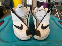 Nike flight “the glove” basketball shoes