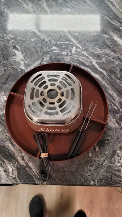 Nostalgia S'mores Maker, View more