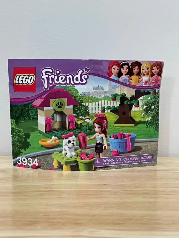 Lego Friends Mia's Puppy House #3934 in Toys & Games in Medicine Hat - Image 3