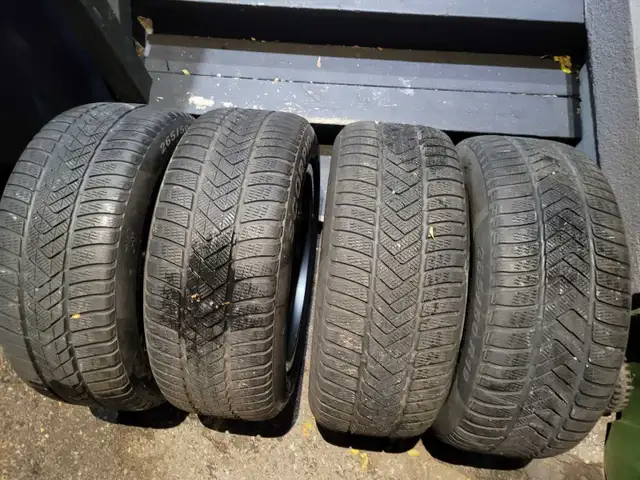 19" OEM BMW X5 X6 winter tire package 2019-2026  in Tires & Rims in City of Toronto - Image 7