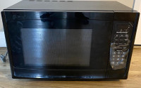 Neatly used Microwave in very good working condition