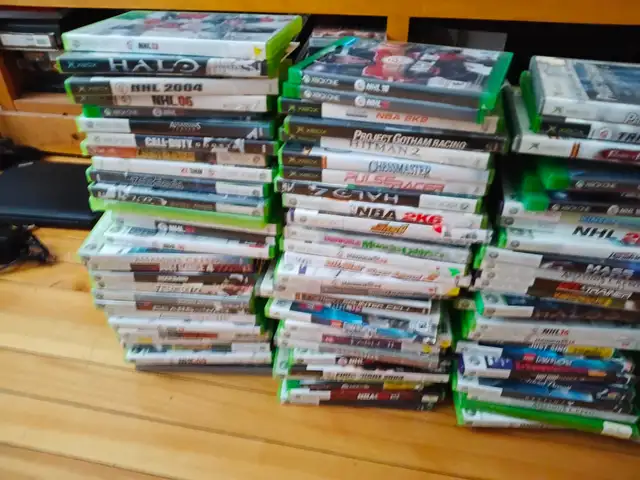 Huge XBOX XBOX 360 XBOX One Video Game lot 100+ games in XBOX 360 in City of Montréal - Image 3
