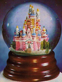 Rare Walt Disney World Cinderella Castle Musical Snowglobe