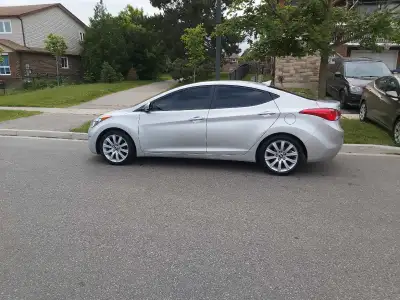 Selling, my used hyundai elantra 2013 (rebuilt title)car.drives and look like brandnew from both ins...