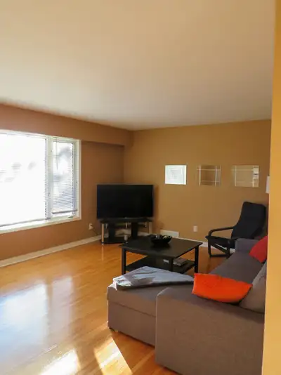 1BR,cozy/upstairs apt,close to Kildonan Crossing