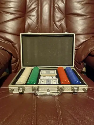 Poker Kit 300 Piece With Aluminum Case., View more