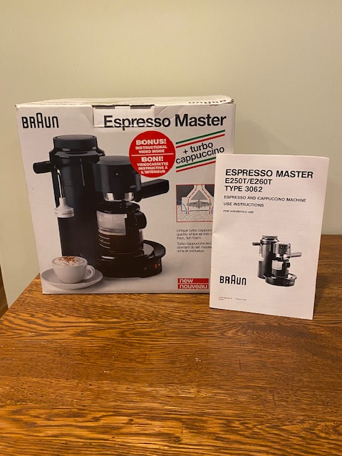 Espresso and Cappuccino Machine in Coffee Makers in City of Toronto - Image 2