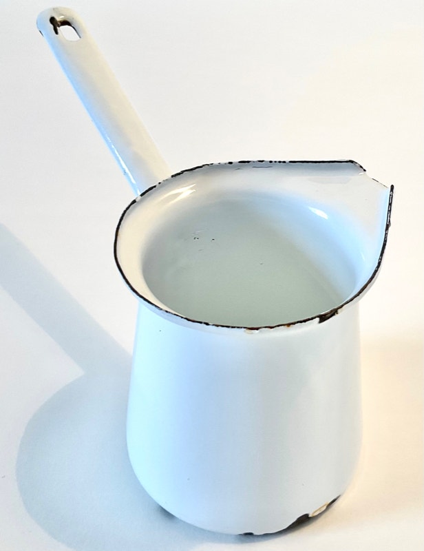 Ancienne cafetière en fer blanc, complète, début XXème, hauteur 27cm