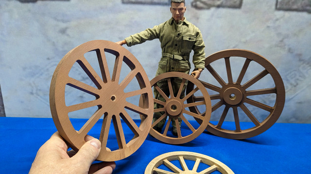 1/6 scale  Wagon wheels solid wood  for horse buggy in Arts & Collectibles in Timmins - Image 4
