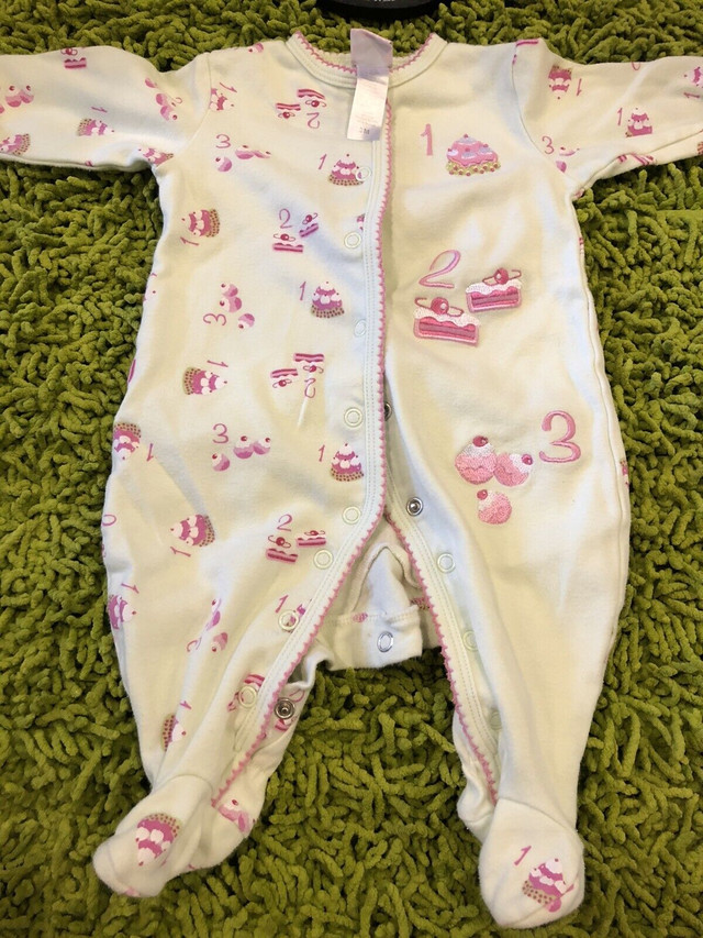 PEKKLE - Cute mint green and pink cake sleeper - 3 months in Clothing - 0-3 Months in Calgary - Image 2
