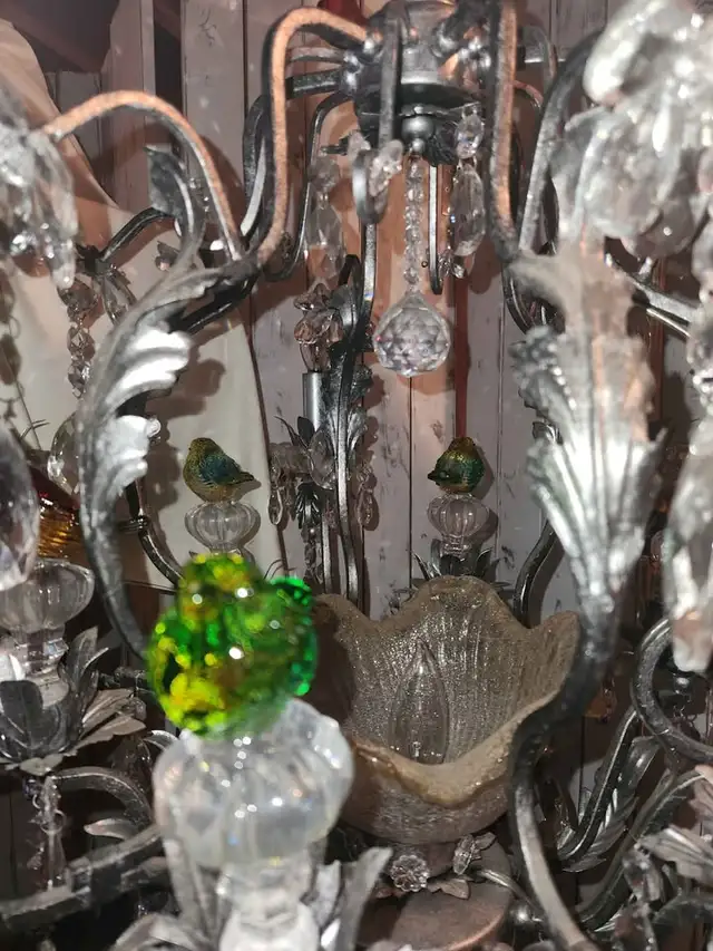 Custom Crystal Bird Chandelier With Original Swarovski Crystals❄ in Indoor Lighting & Fans in Markham / York Region - Image 3