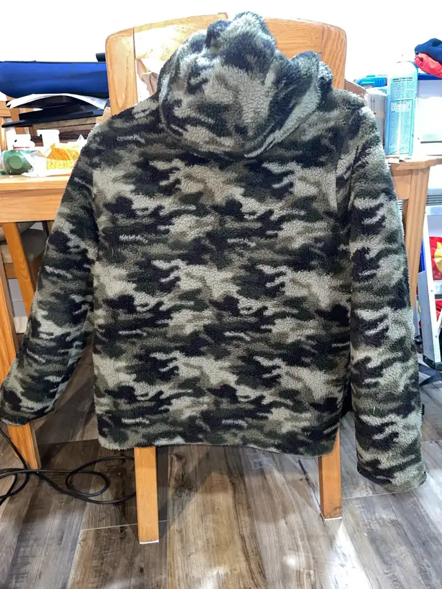 Children’s Reversible Jacket in Kids & Youth in Laval / North Shore - Image 6