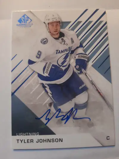 Tyler Johnson 2016-17 Upper Deck SP Game Used Blue Auto #44, View more