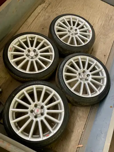 VW racing rims and tires. Mark 4 6mm bolt pattern Maglia 1000 rims with Firehawk Indy500 205/40 R17...