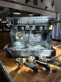 Machine espresso commerciale