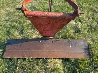3pt behind blade, View more