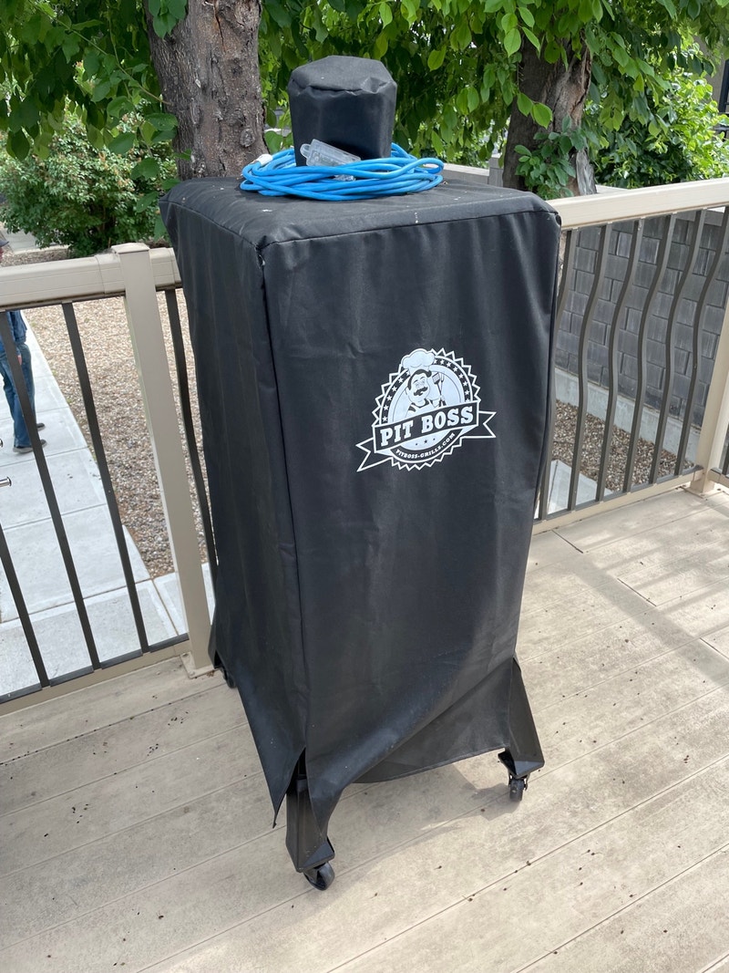 Pit Boss Vertical Smoker BBQs & Outdoor Cooking Medicine Hat Kijiji