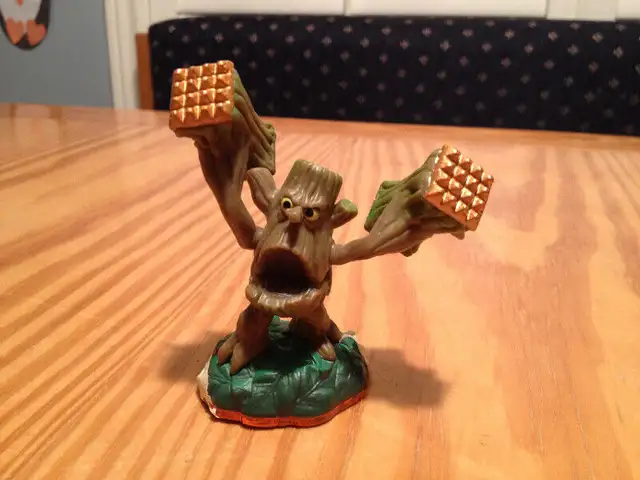 Series 2 - Skylanders Giants figures in Nintendo DS in Markham / York Region - Image 9