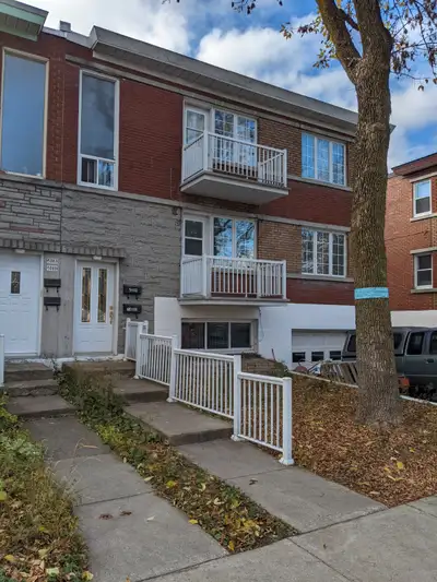 Logement 5-1/2, bas du duplex à louer