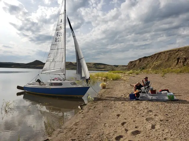 Siren 17 micro-cruiser sailboat in Sailboats in Saskatoon - Image 2