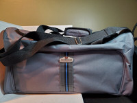 Cambridge by Travelway duffle bag used / sac usagé