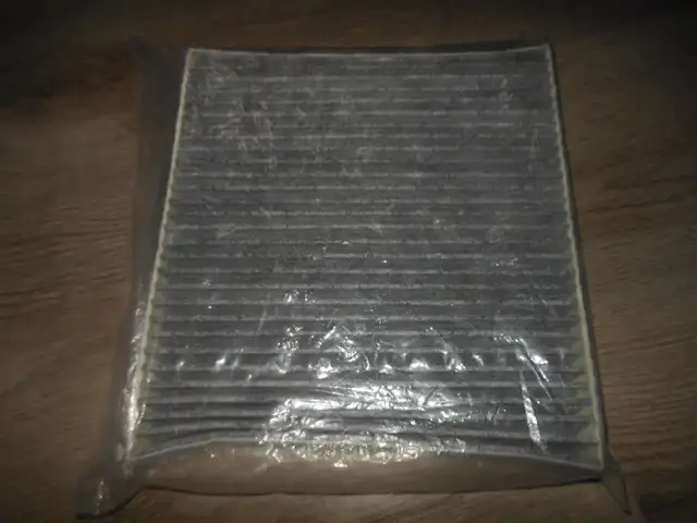 simple air cabin filter air Flow SAF 02-750 in Other Parts & Accessories in City of Montréal - Image 4
