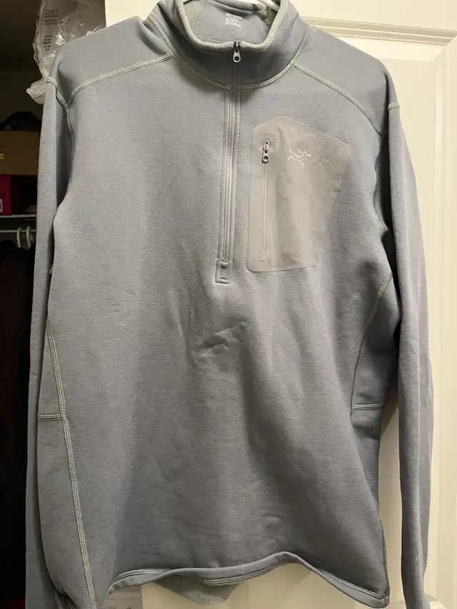 Arcteryx men's half zip base layer in Men's in City of Toronto - Image 2