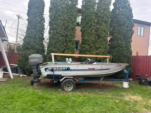 Bateau de pêche in Powerboats & Motorboats in Laval / North Shore - Image 9