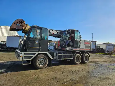 This machine operates perfectly .was municipal owed and maintained all factory manuals come with it...