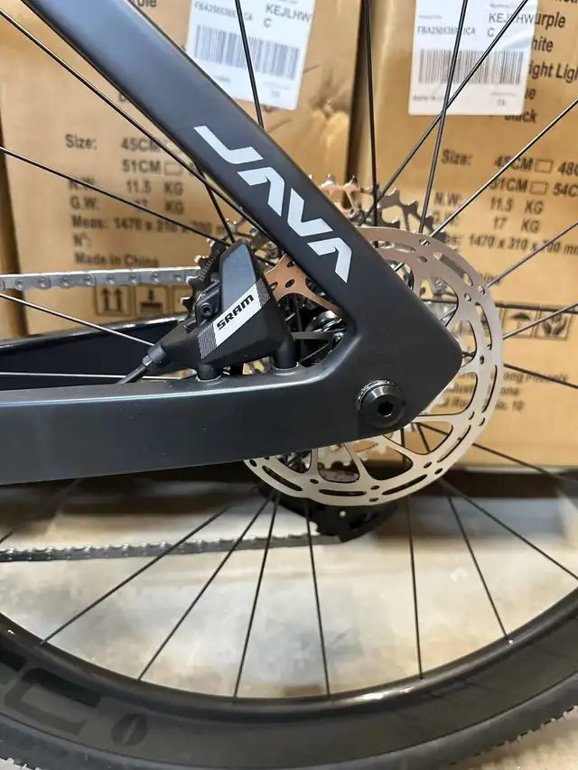 Java Lancia Carbon Gravel in Road in Calgary - Image 8