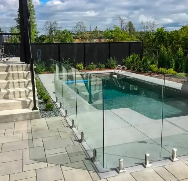 FRAMELESS GLASS RAILINGS in Decks & Fences in City of Toronto - Image 4