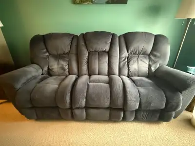 LA-Z-BOY reclining couch, View more