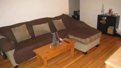Short-term furnished unit